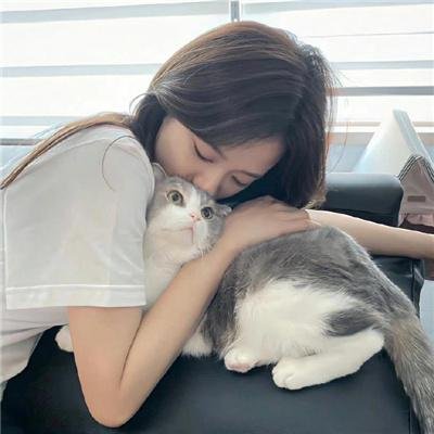 金发美人